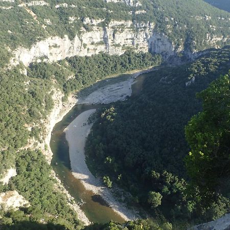 Le Rocher De Sampzon Esterno foto