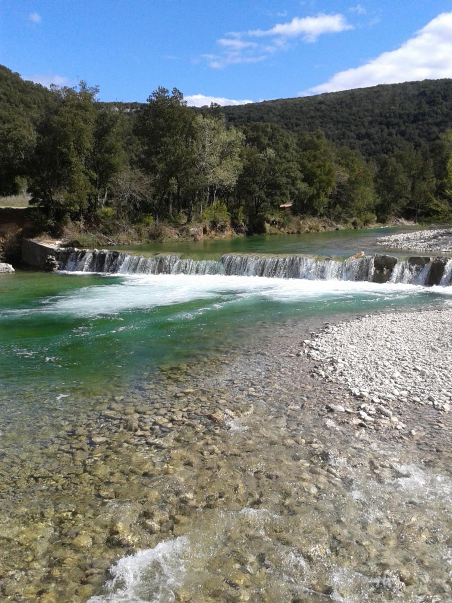 Le Rocher De Sampzon Esterno foto